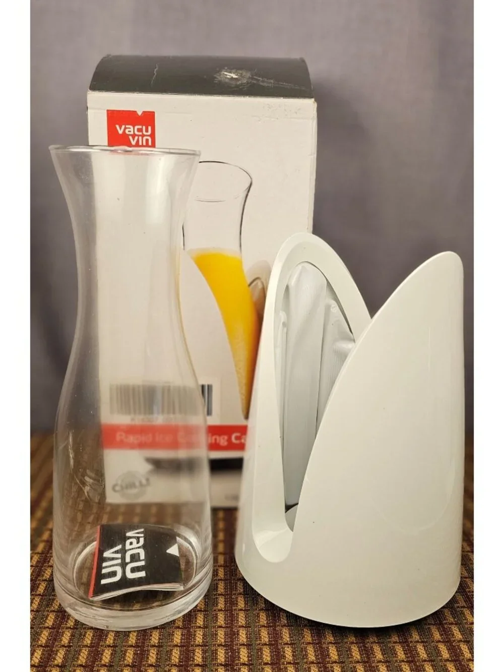 Vacu Vin Rapid Ice Cooling Carafe 1.0L With Active Cooling Element For Drinks